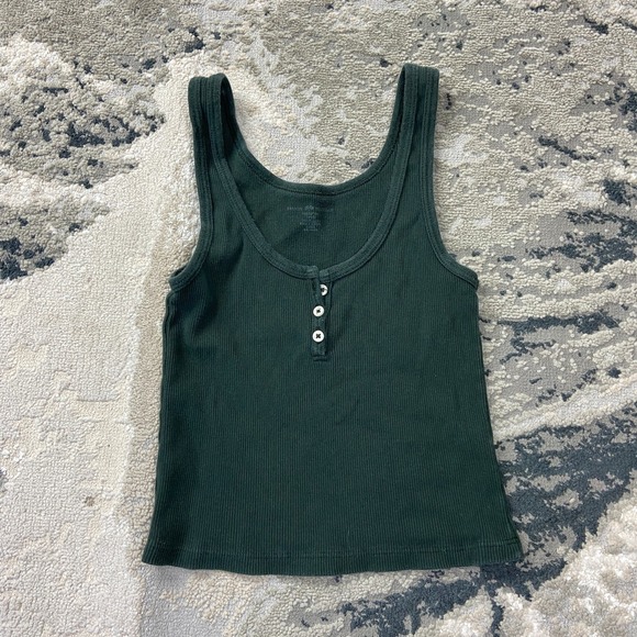 Brandy Melville Tops - Brandy Melville Henley Cropped Tank Top Sz S Dark Green Knit Ribbed Scoop‎ Neck